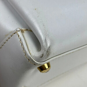 Gucci logo white leather handbag
